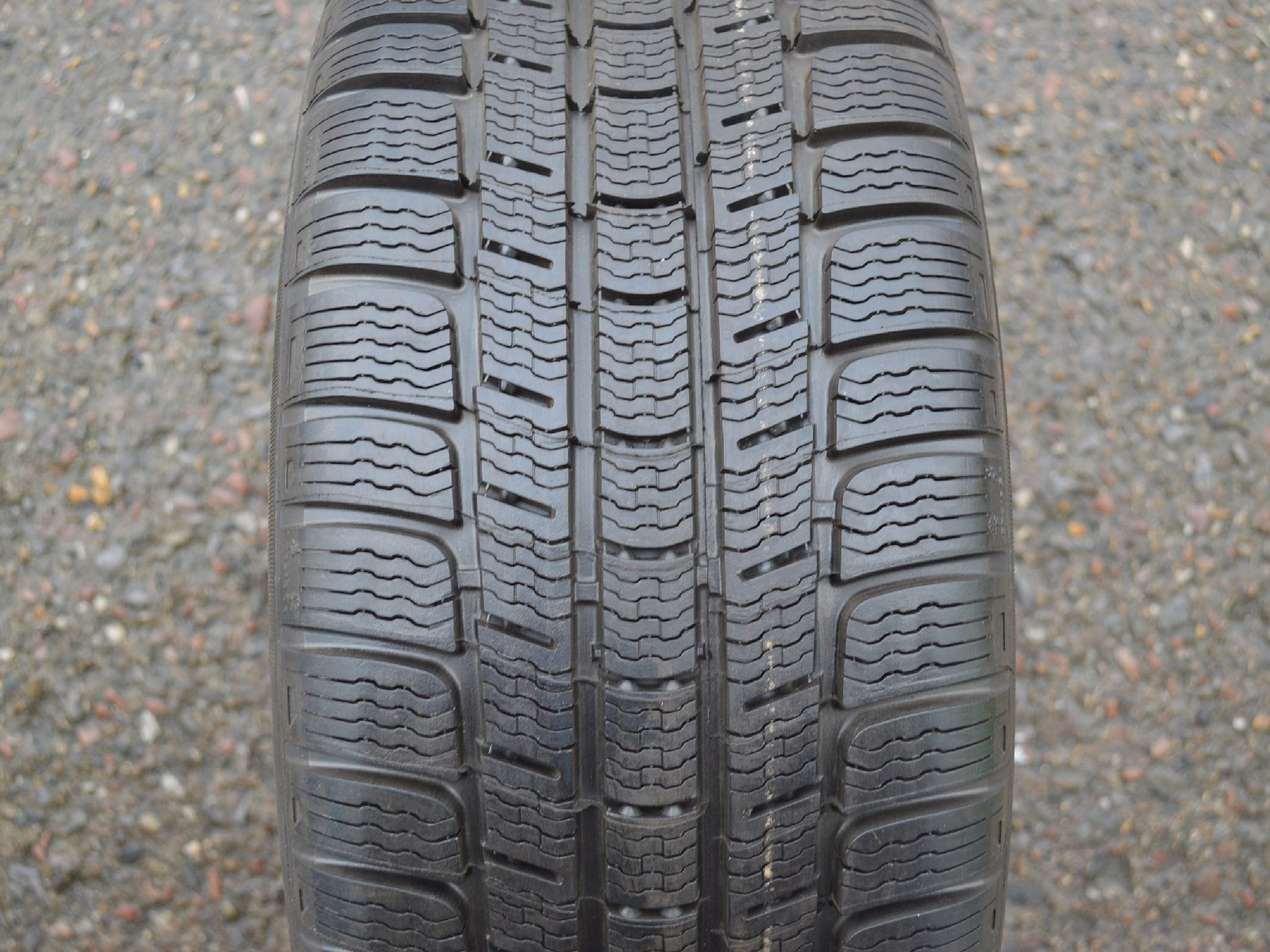 225/45/17 94V XL Michelin Pilot Alpin PA2, zimní