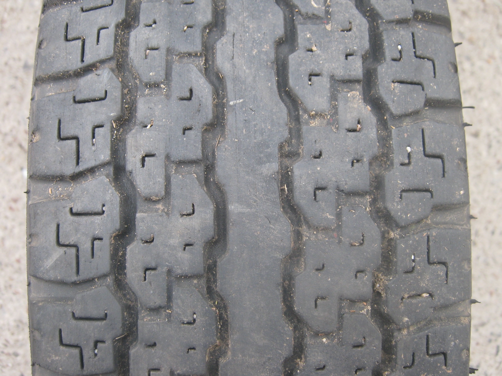205/80/16C 110/108R Bridgestone Dueler H/T 689, použitá letní sada