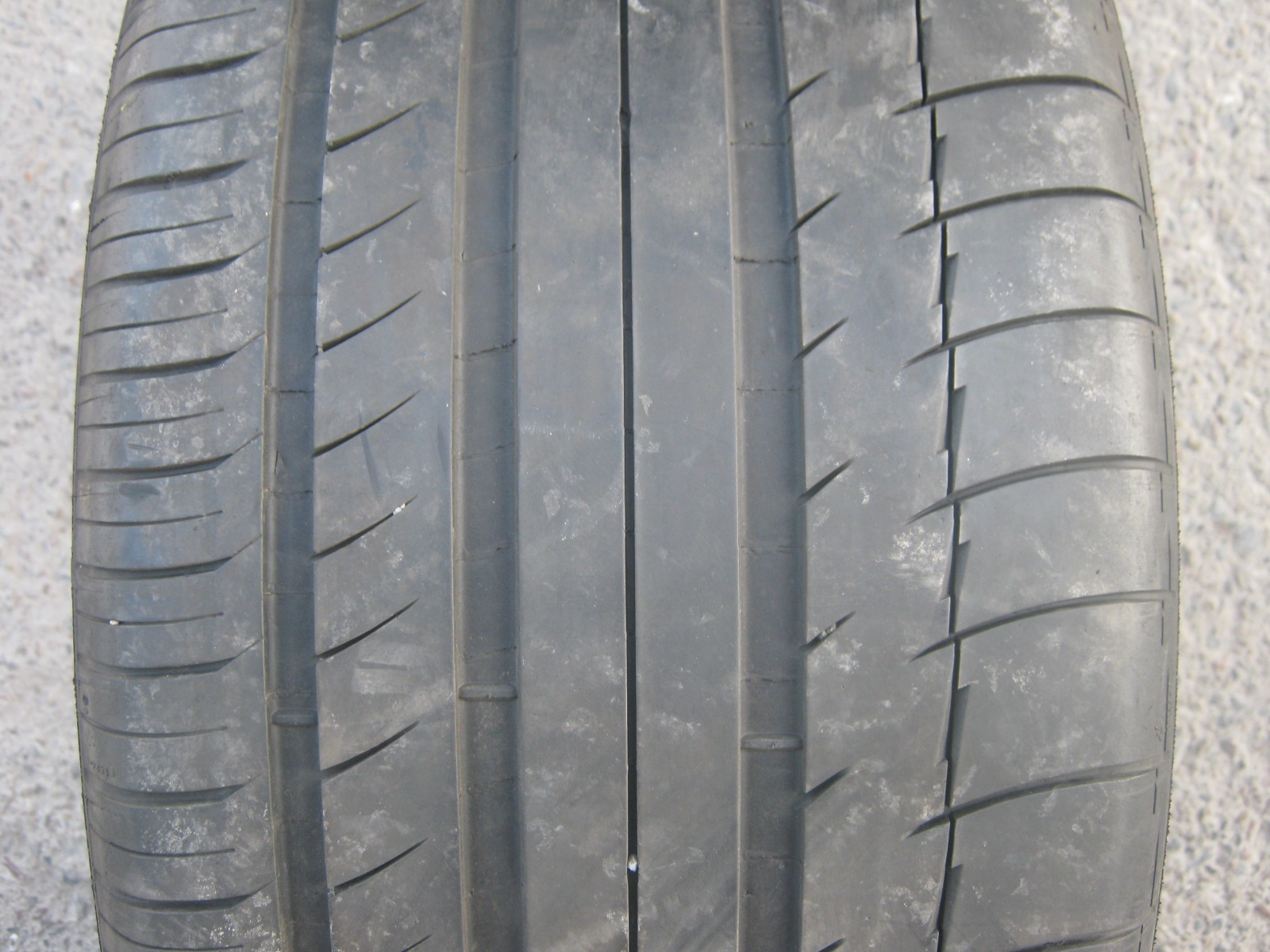 295/35/21 107Y XL Michelin Latitude Sport, použitý letní pár