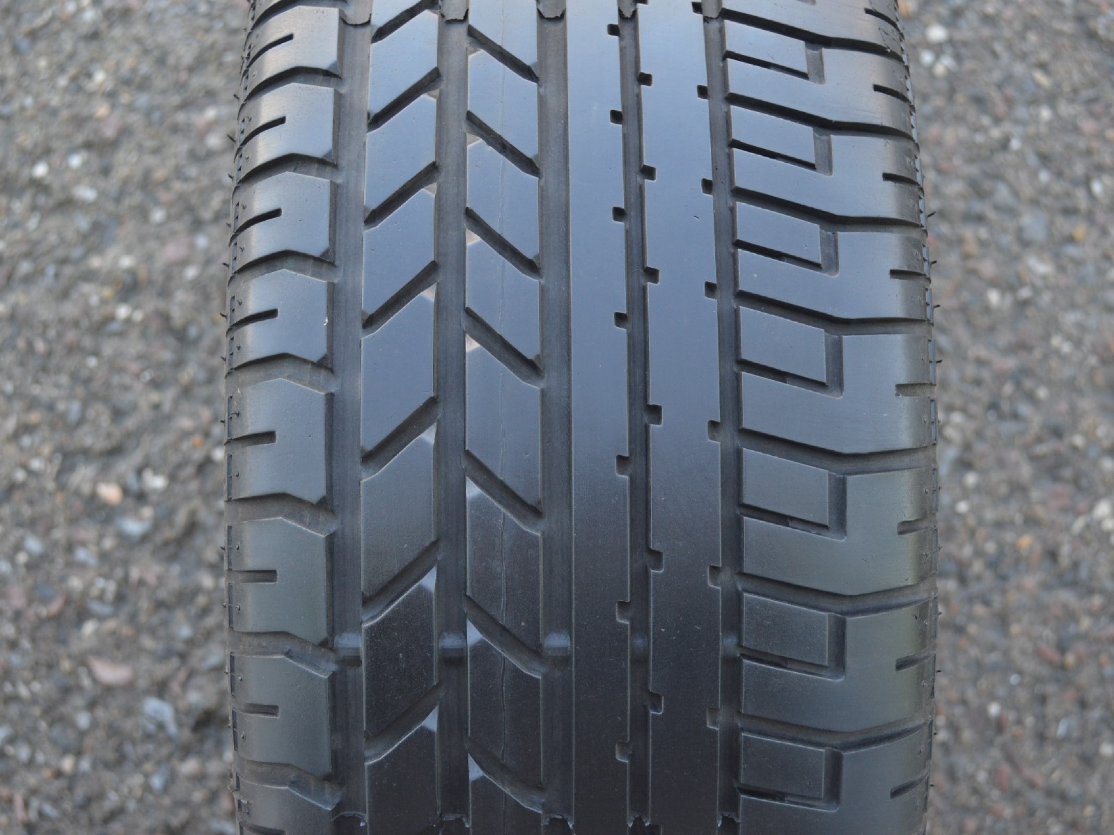 235/50/17  96W  Pirelli P Zero Asimmetrico, použitý letní pár