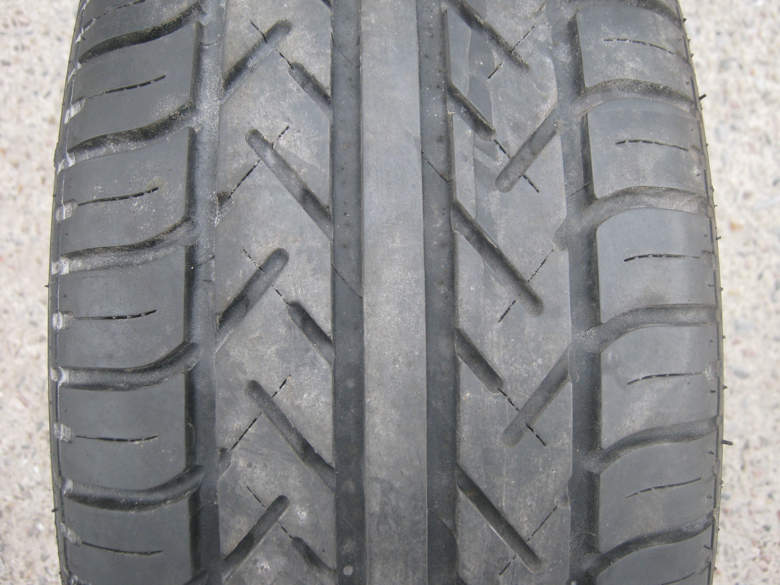 205/45/17 84V Pirelli Euforia RFT, použitá letní sada
