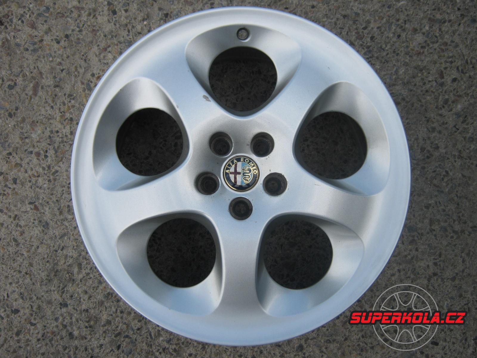 alu kola Alfa Romeo 17