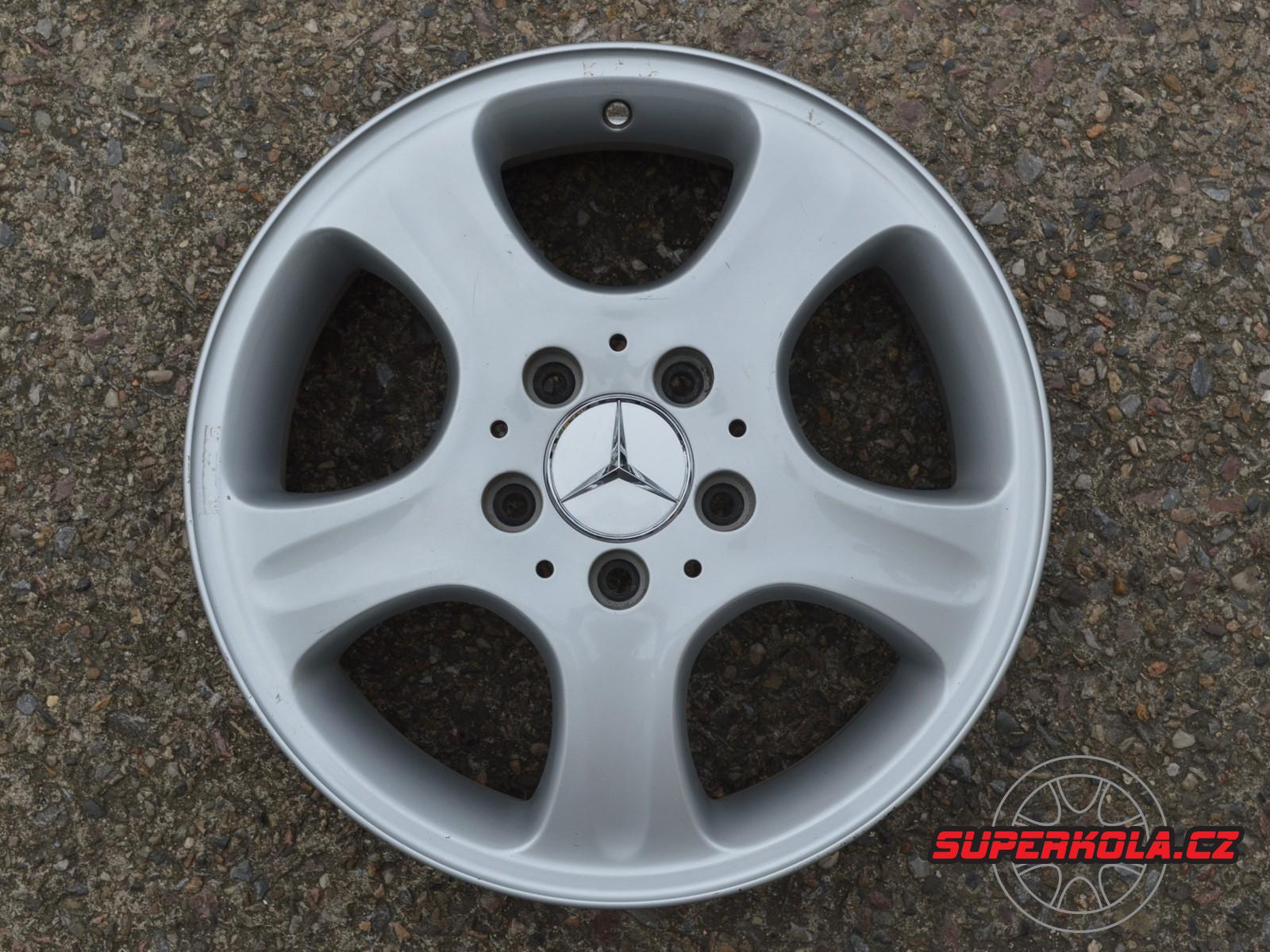 alu kola Mercedes-Benz 16