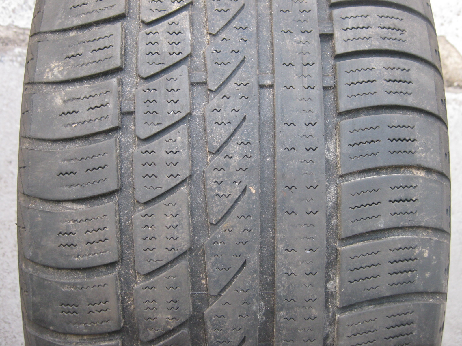 235/55/17 103V XL Hankook  W300 IceBear, použitý zimní pár