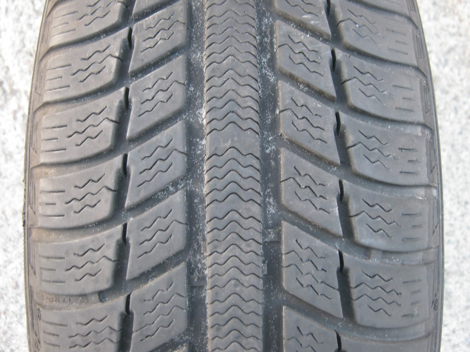 205/60/16  92H  Michelin  Primacy Alpin, použitá zimní sada