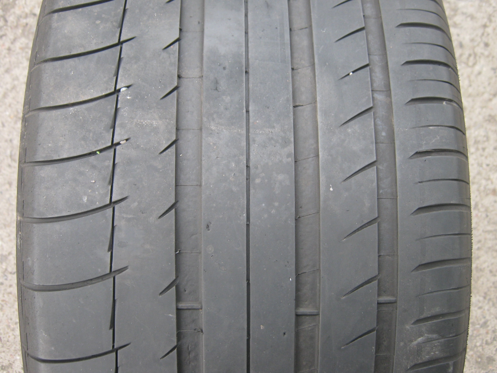 295/35/21 107Y XL Michelin Latitude Sport, použitý letní pár