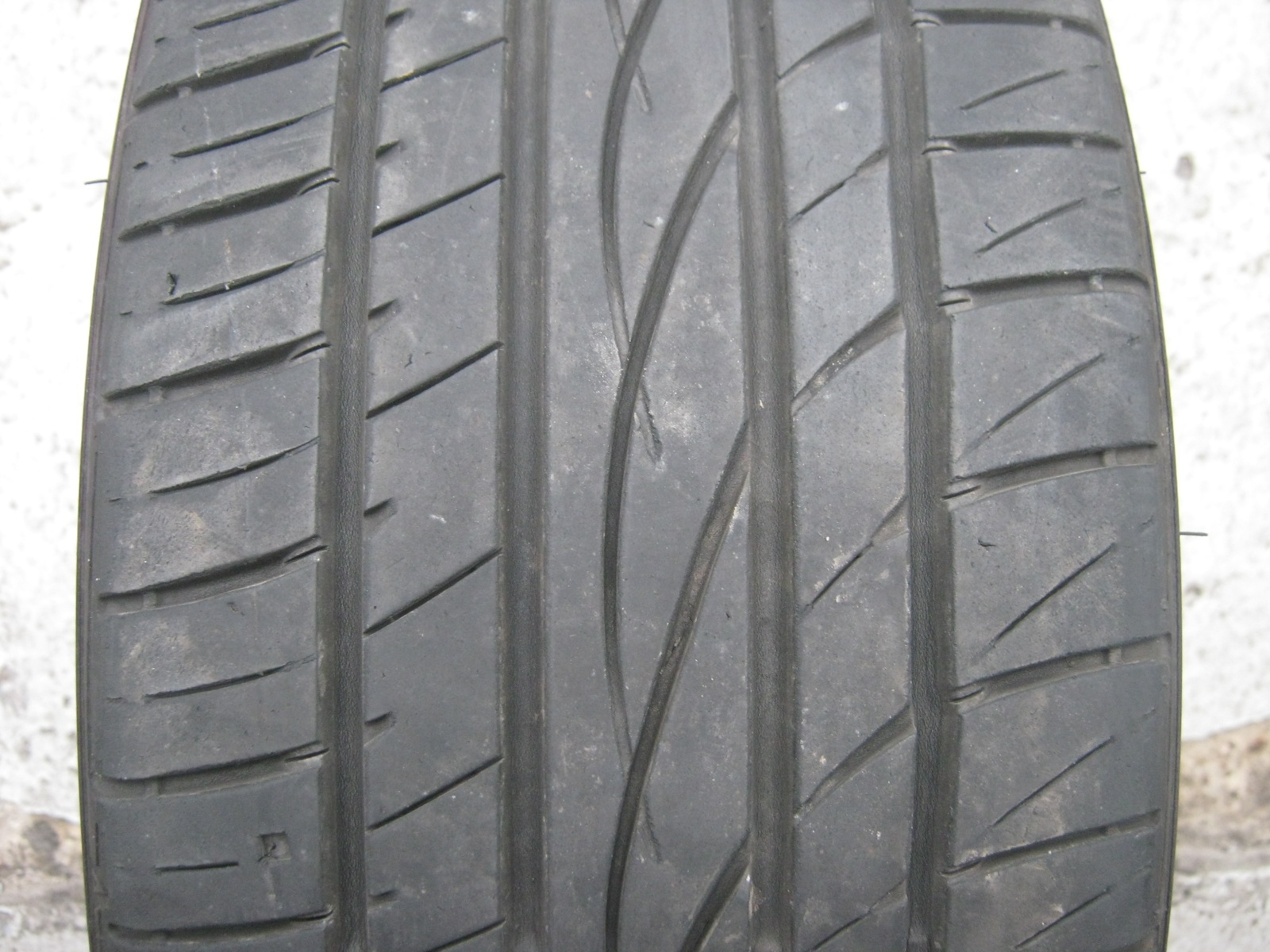 195/45/16 84V XL Falken Ziex ZE912, použitý letní pár