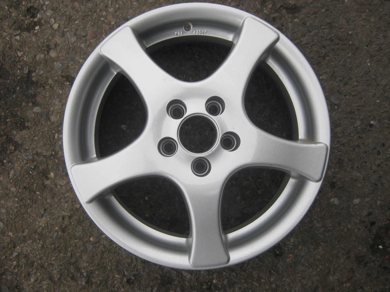 alu kolo Volkswagen 15