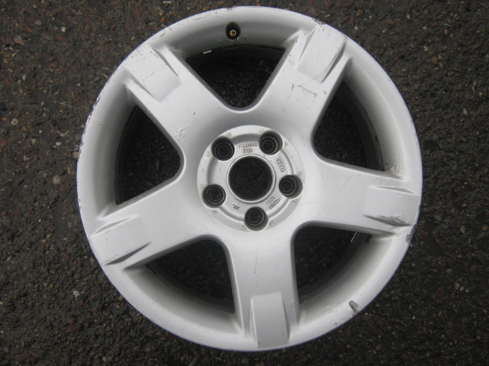 alu kolo Audi 17