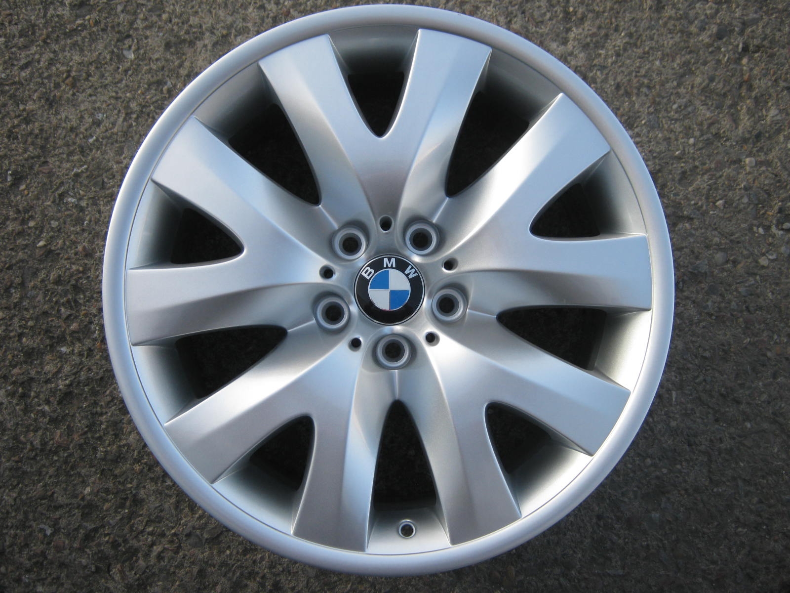 alu kola BMW 19