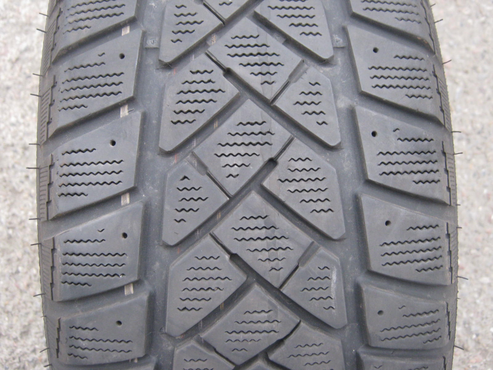 215/65/16C 106/104T Dunlop SP LT60-6, použitý zimní pár