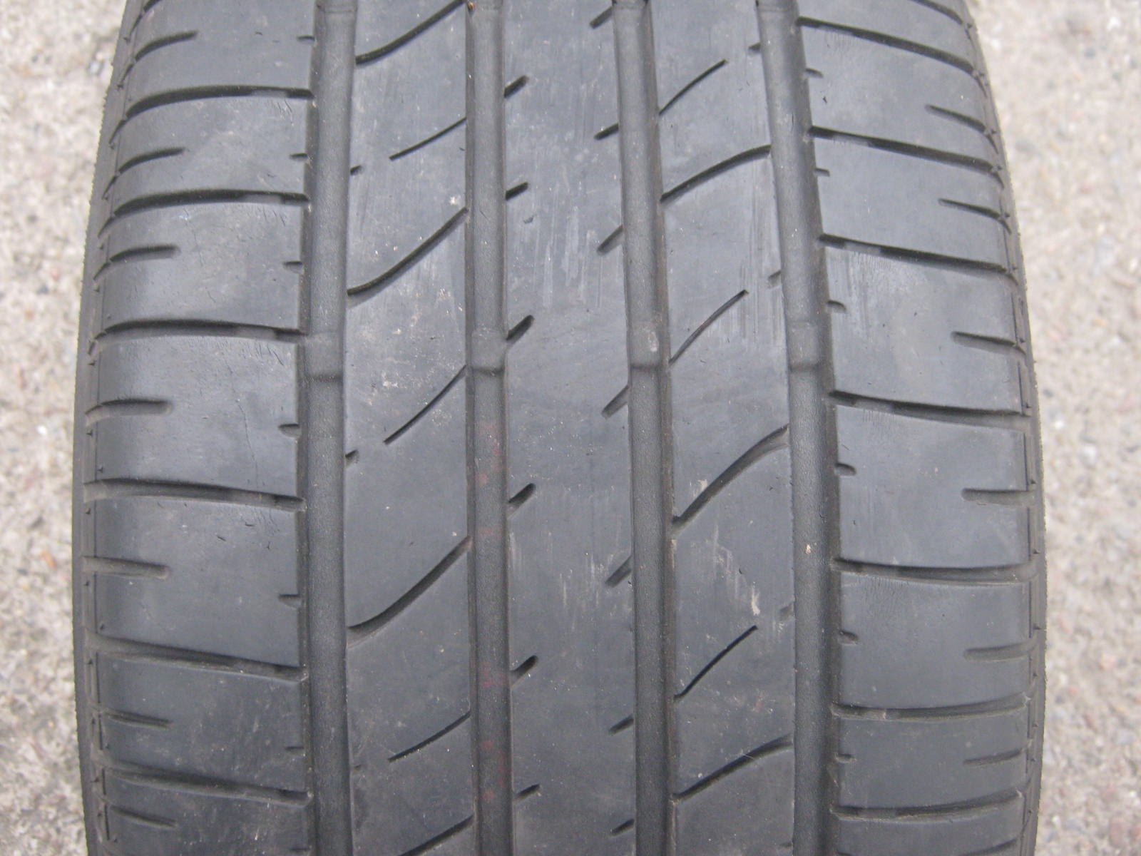235/55/17 99Y  Bridgestone Turanza ER30, použitý letní kus