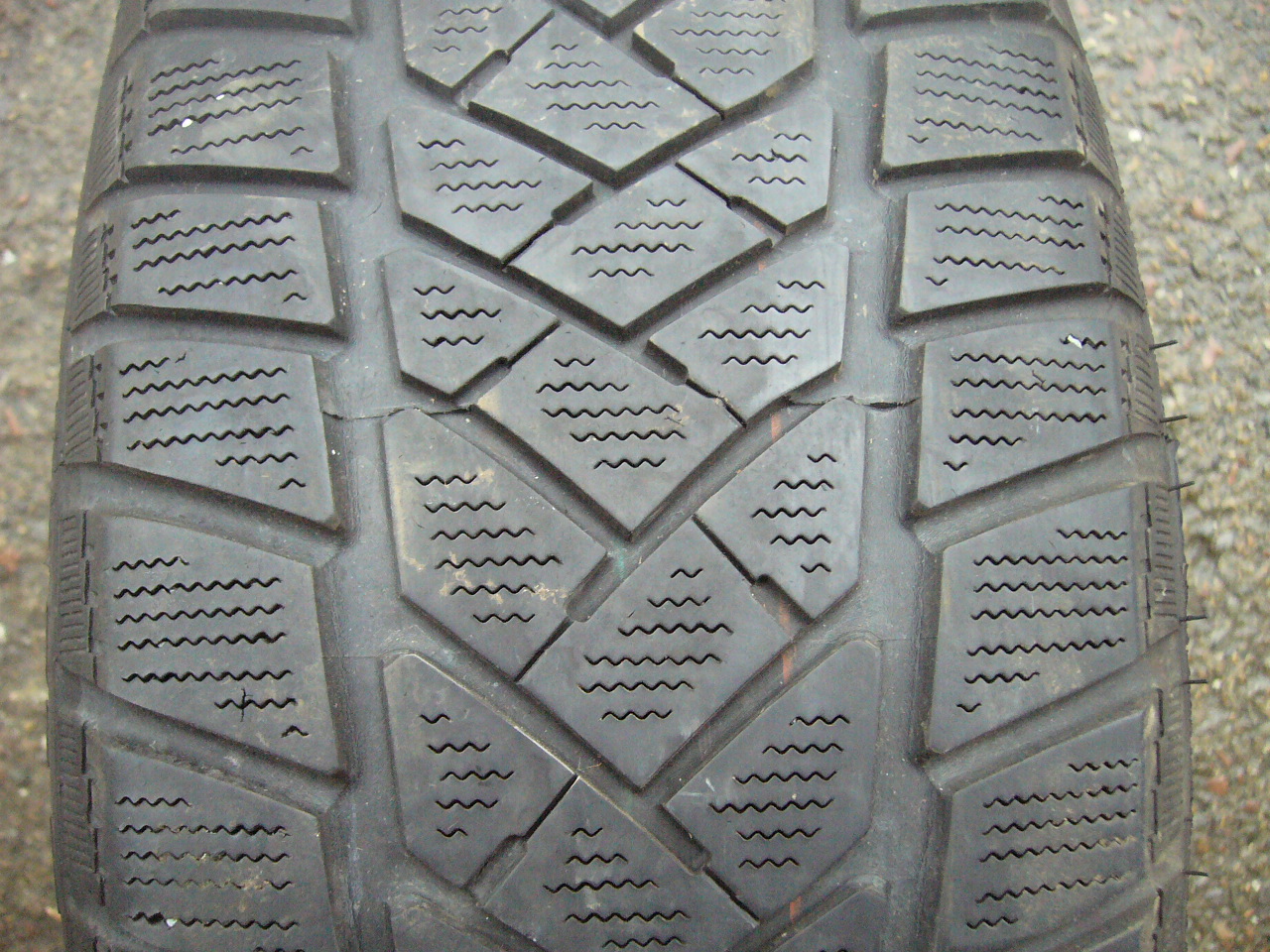 215/65/16 98H Dunlop SP Winter Sport M2, použitý zimní pár
