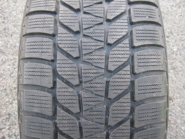 235/50/19 99H Bridgestone Blizzak LM-25 4x4, použitá zimní sada