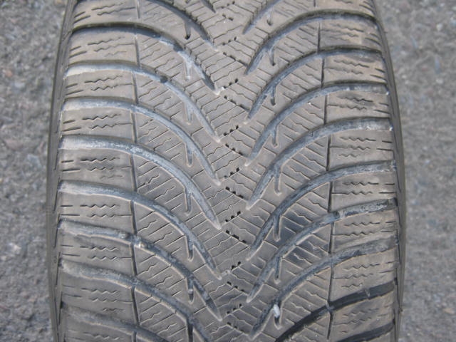 215/55/16 93H Michelin Alpin A4, použitá zimní sada
