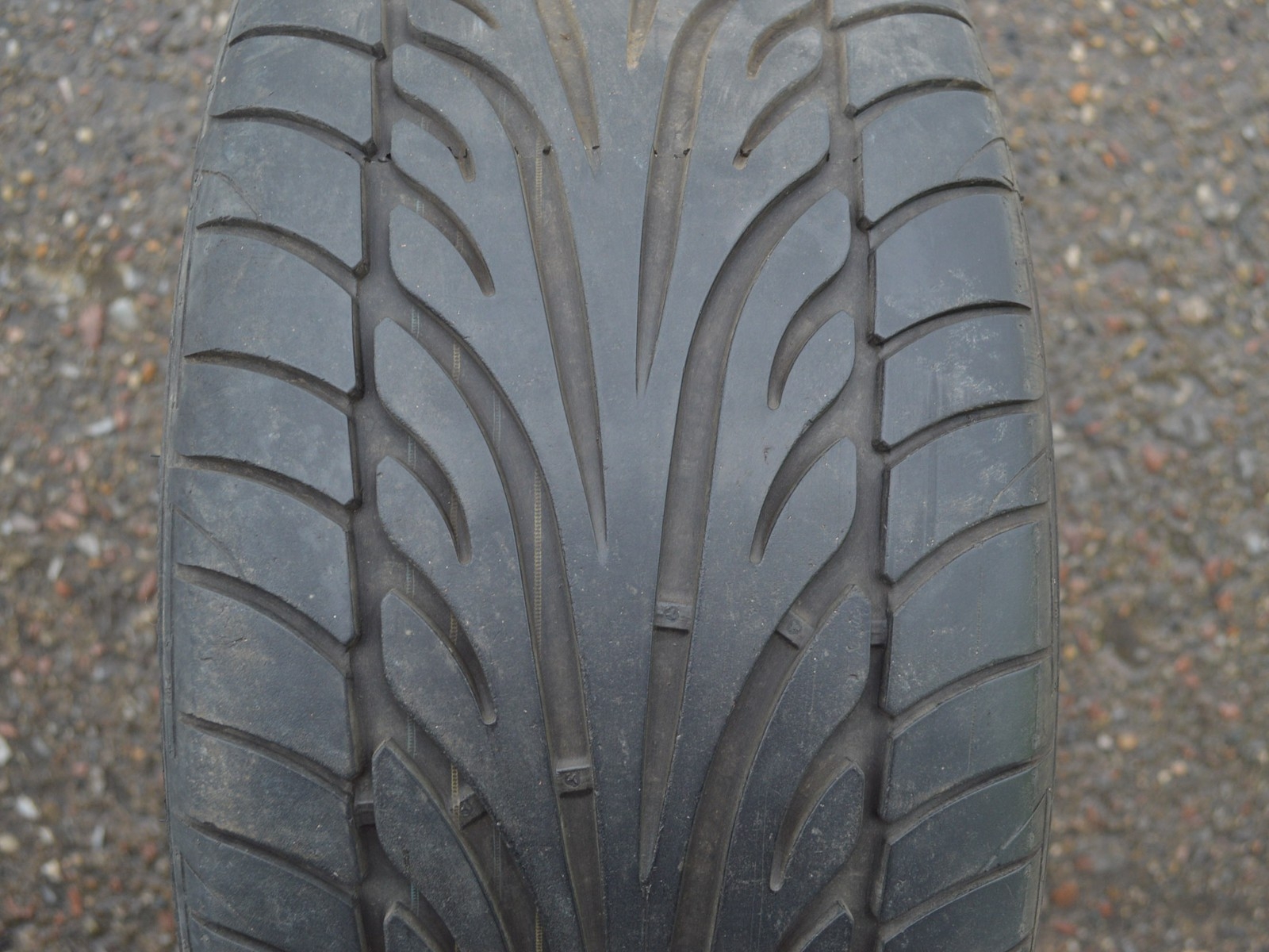 225/35/17 ZR (86Y XL) Dunlop SP Sport 9000, použitý letní pár