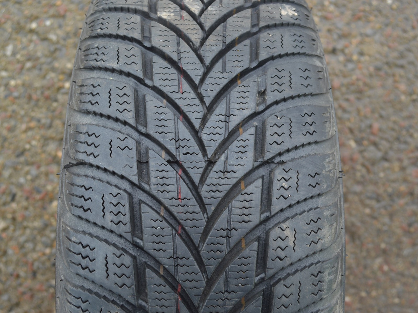 185/60/15 88T XL Maxxis Presa Snow, použitý zimní pár