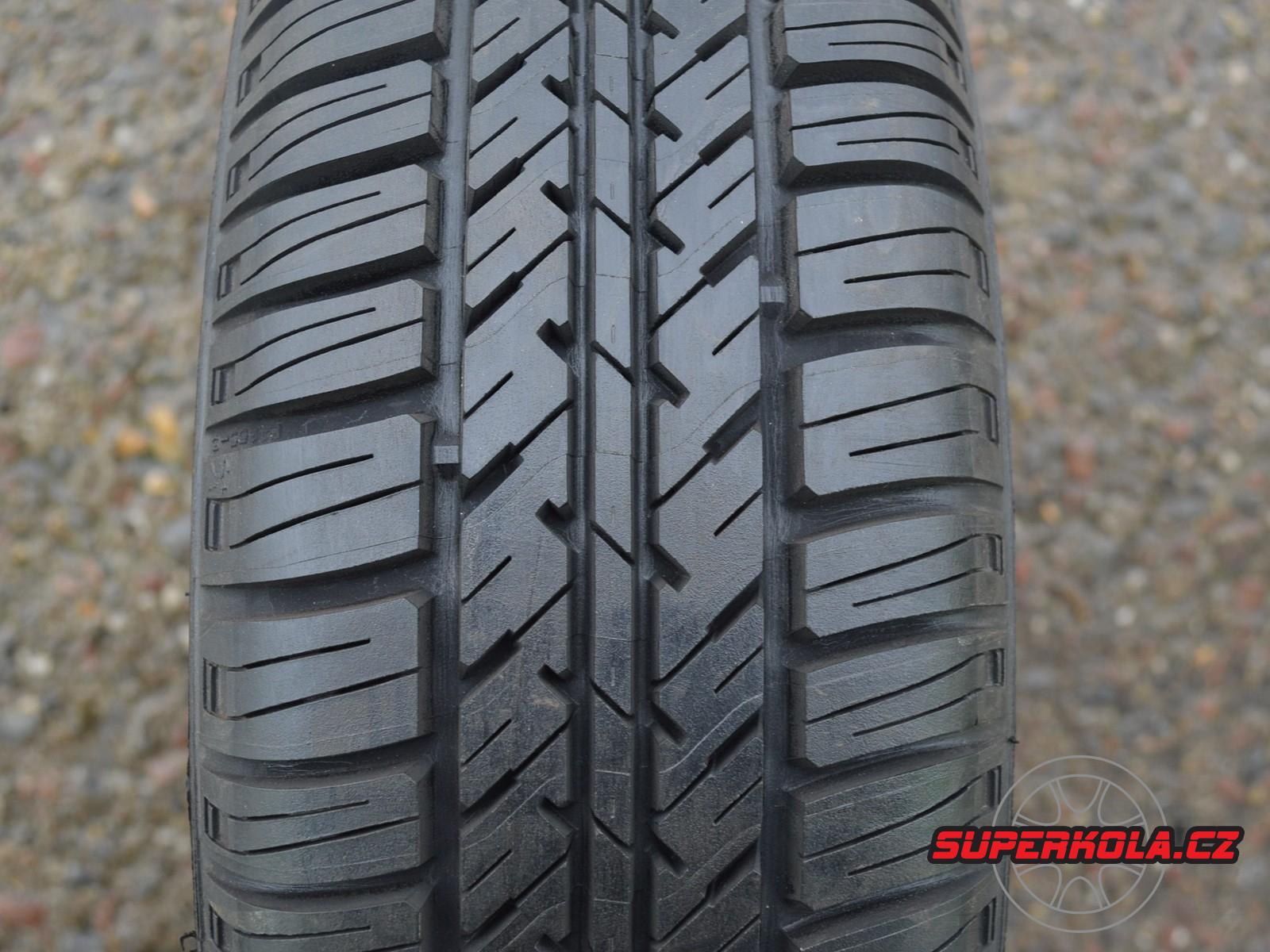 145/70/13  71T  Michelin Classic T2 , letní