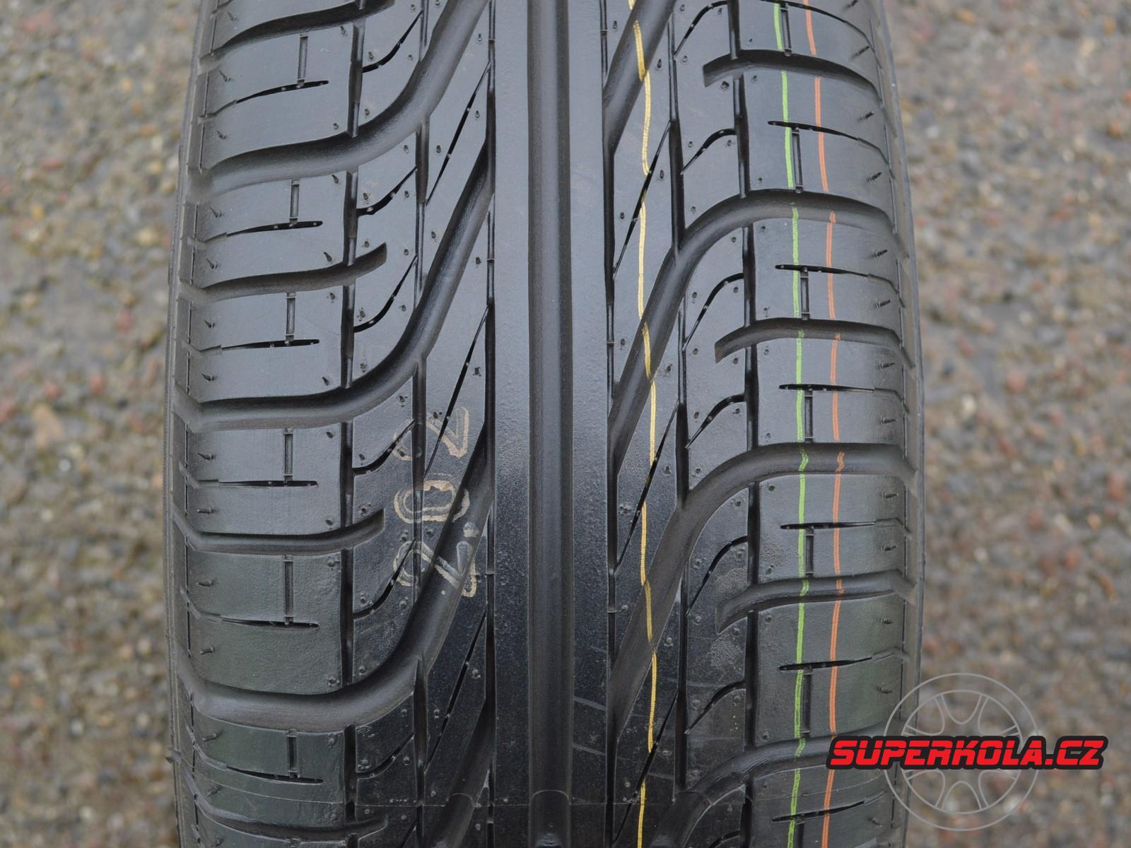 215/65/15  102H  Pirelli P6000, letní
