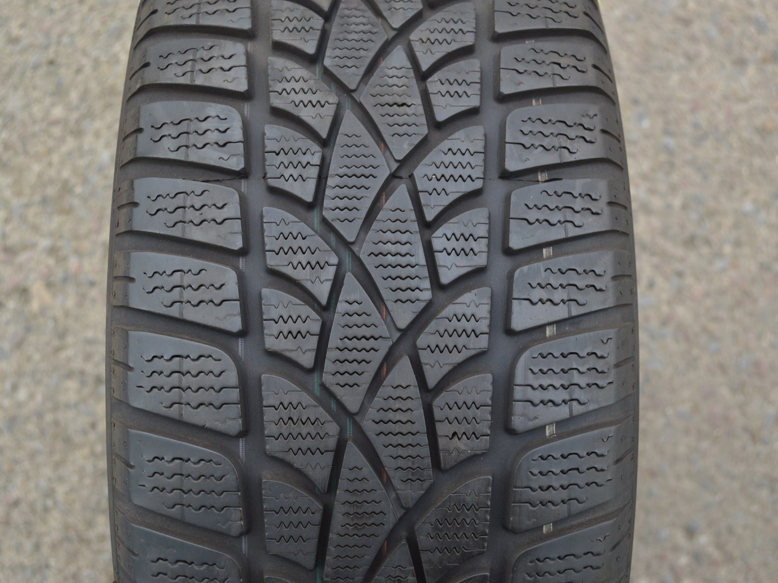 225/50/17  94H  Dunlop SP Winter Sport 3D, zimní použitá sada