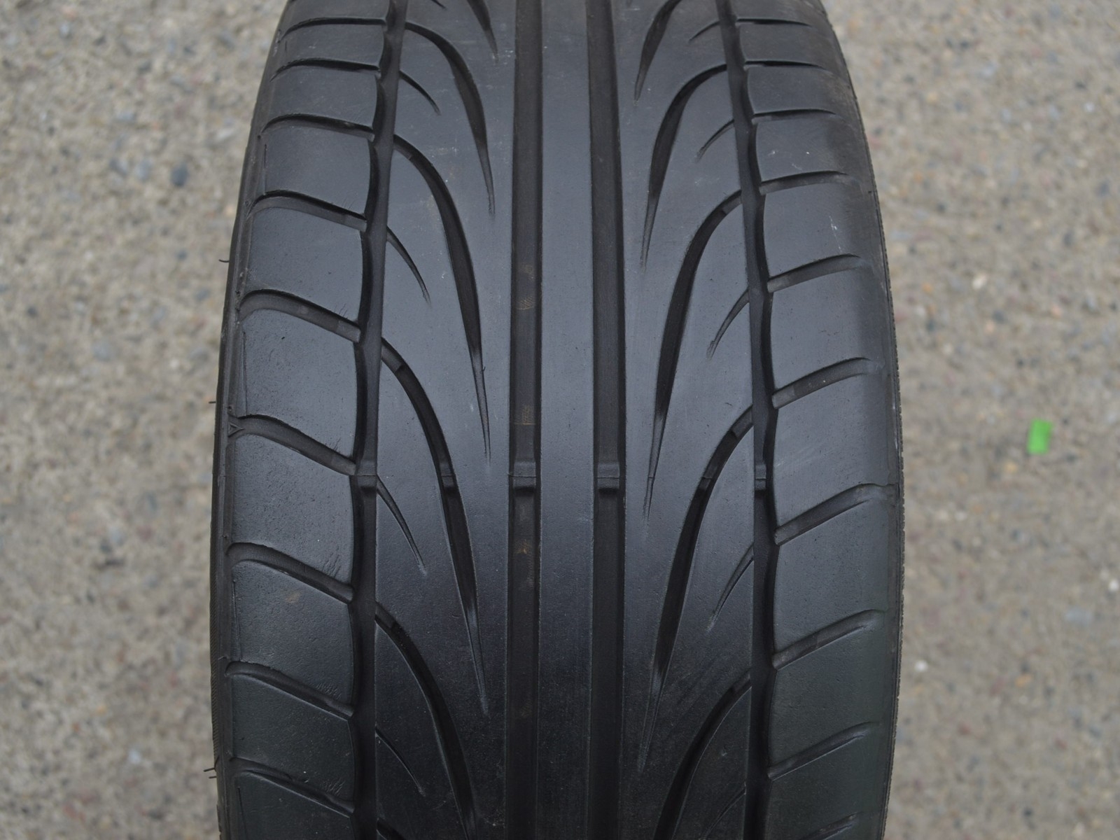 215/35/17 ZR Falken FK452, použitý letní kus