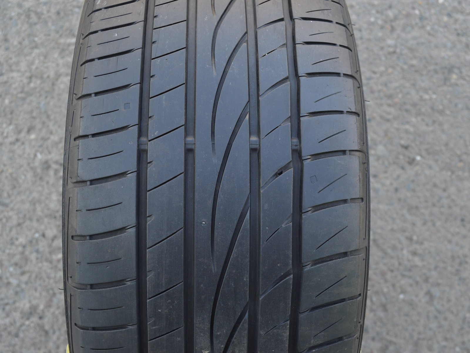 225/55/16  95V  Falken Ziex ZE912, použitá letní sada