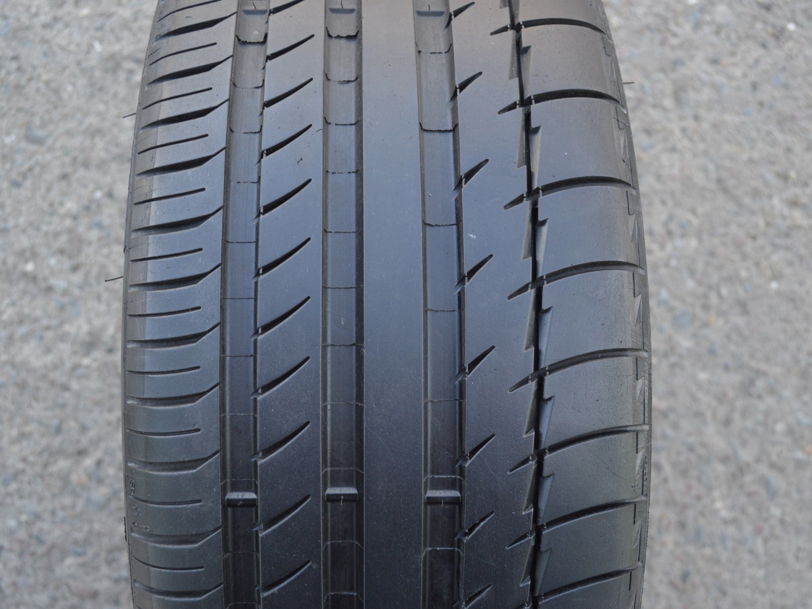 205/40/18  86Y  Michelin Pilot Sport PS2, použitý letní kus