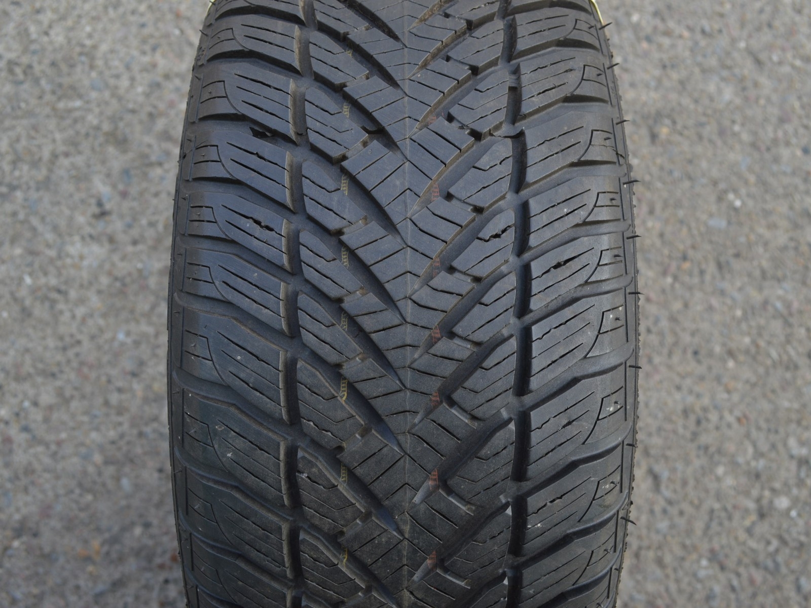 195/55/16 87H Goodyear Eagle UltraGrip A GW-3  RFT, použitý zimní pár