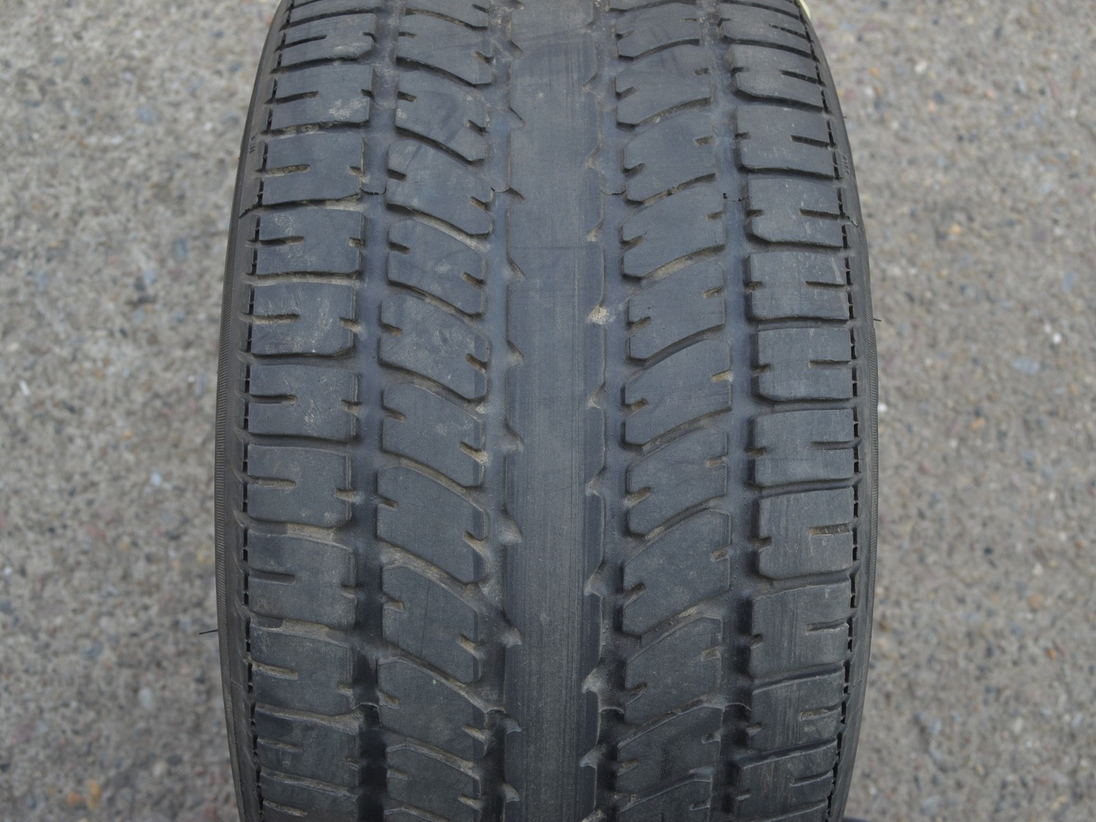 225/50/15  90V  Goodyear Eagle GV, použitý letní pár