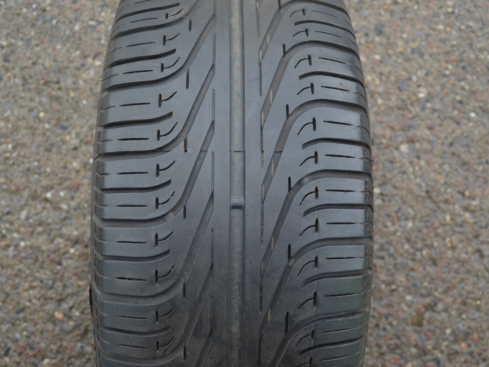 225/50/16 92W Pirelli P6000 Powergy, použitý letní kus