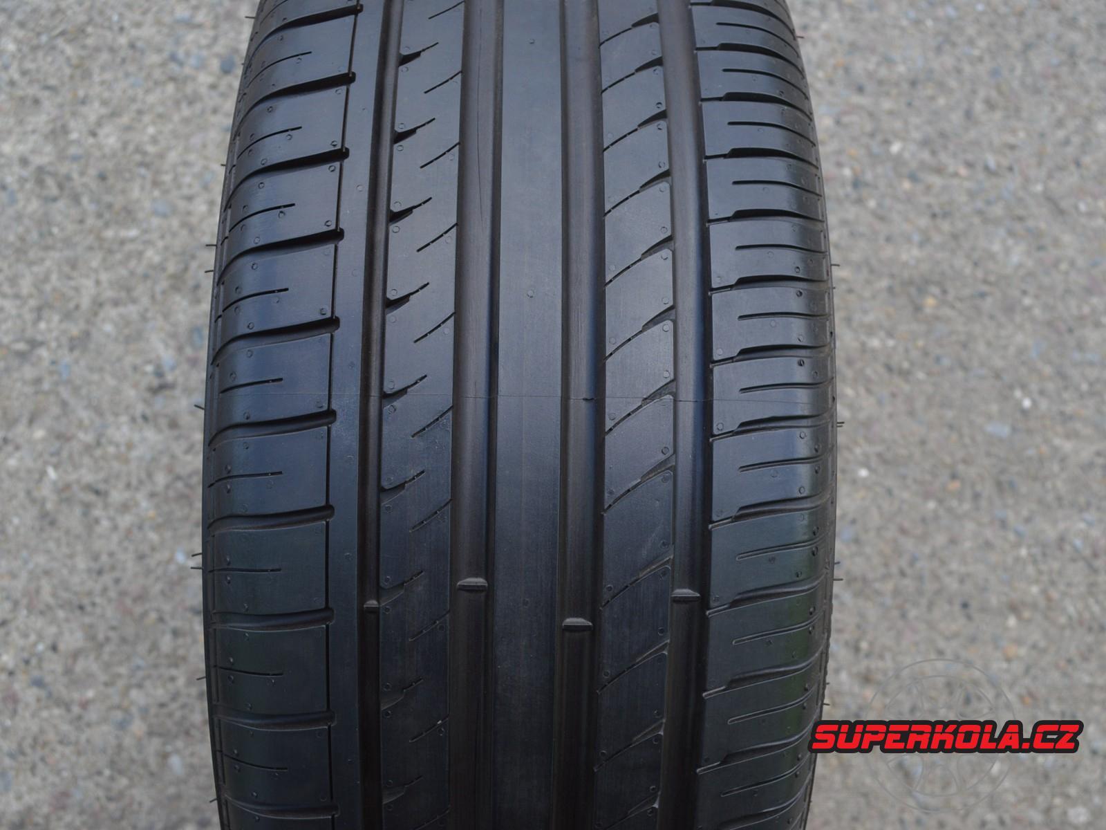 225/40/19 93Y XL GT Radial Champiro HPY, letní