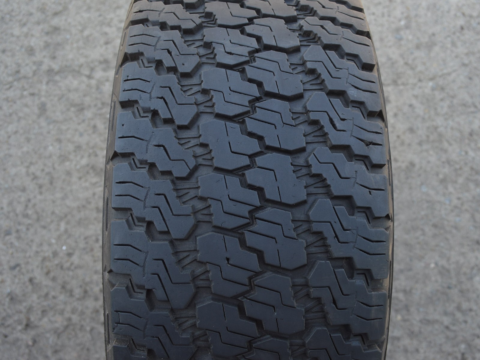 255/75/17 113T Goodyear Wrangler, použitá letní sada