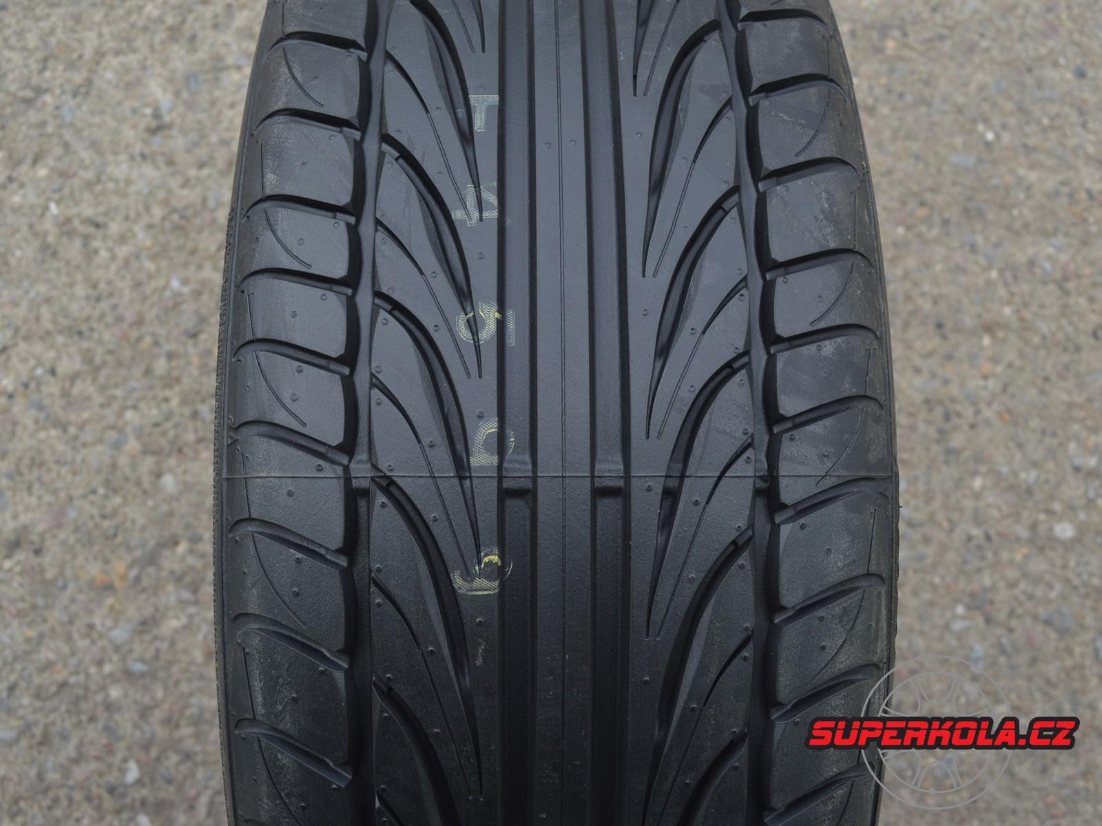 245/35/20 95Y XL Falken FK452, letní