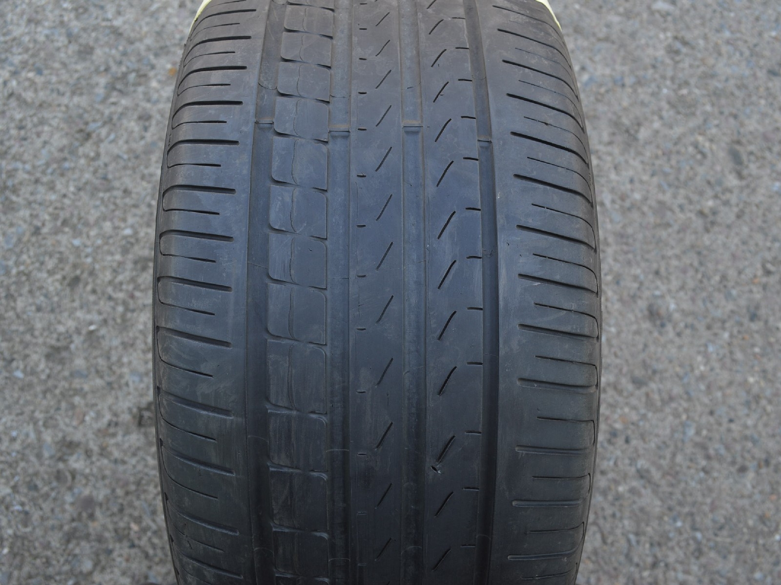 255/40/18 95V Pirelli Cinturato P7, použitý letní kus