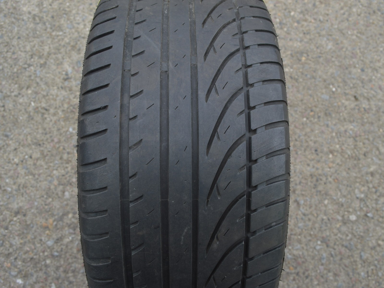 235/45/17 97W XL Maxxis Vietra Asymmet M35, použitá letní sada