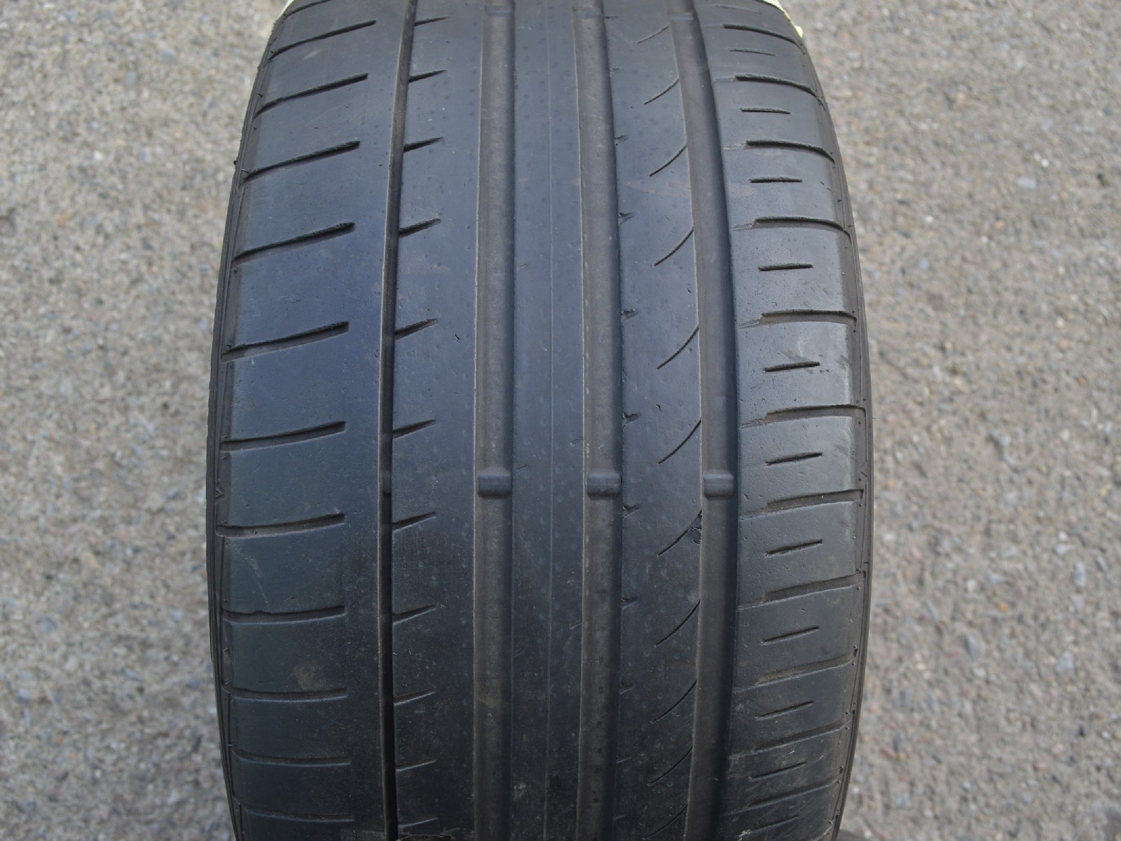 295/40/20 110W XL Falken Azenis FK453CC, použitý letní pár