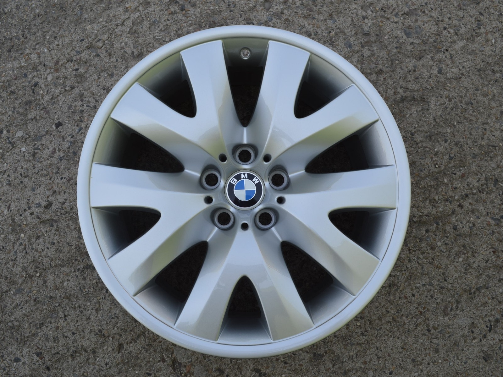 alu kola BMW 19