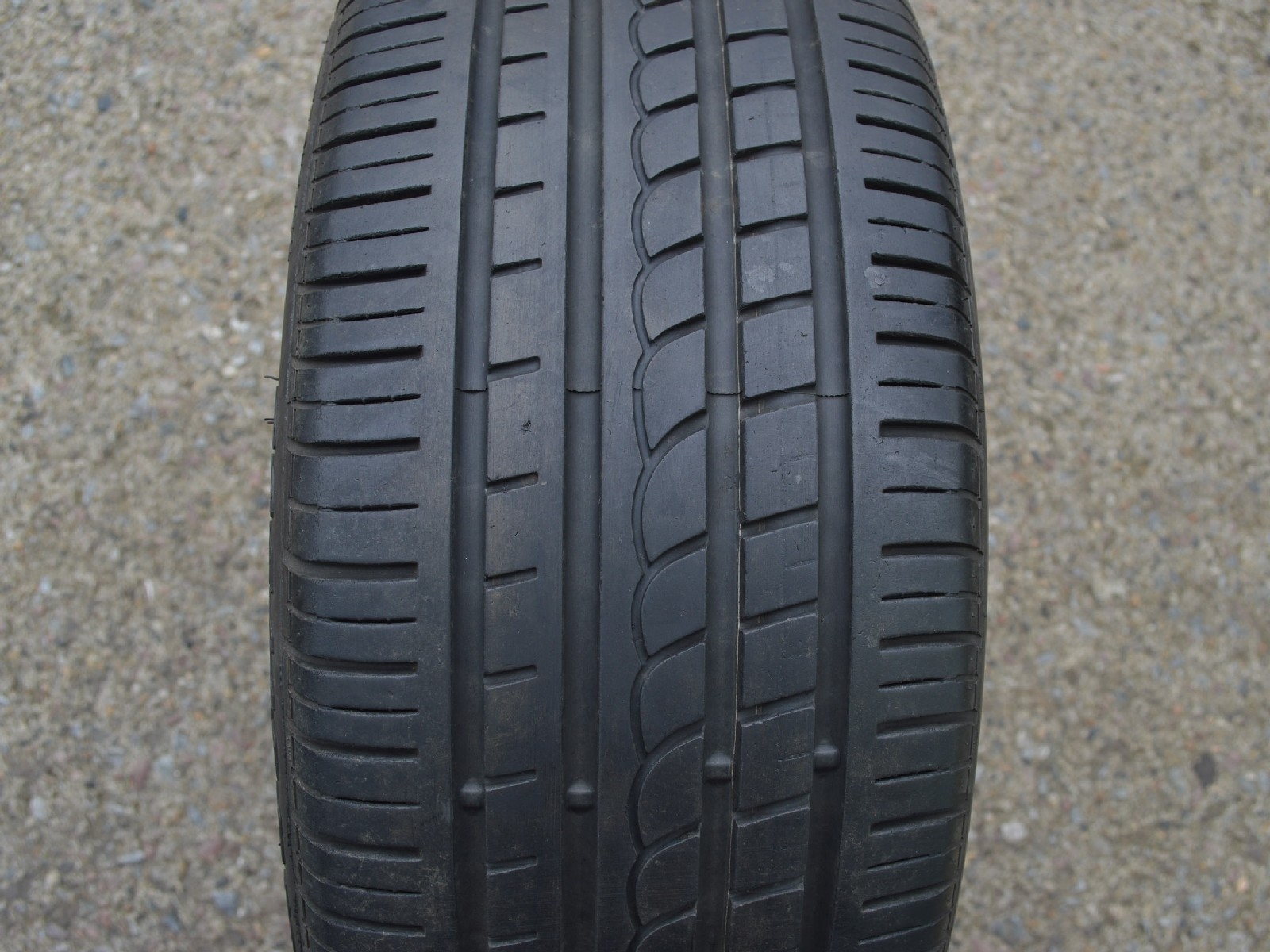 235/45/19 95W Pirelli PZero Rosso, použitý letní pár