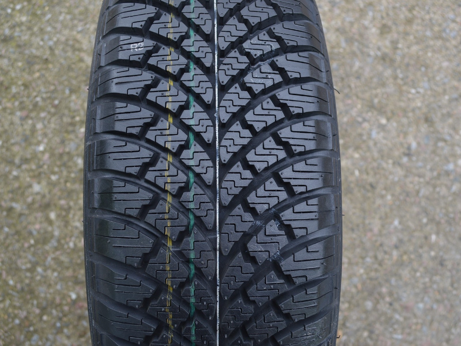 195/65/16C 104/102R Lassa Snoways 2C, zimní