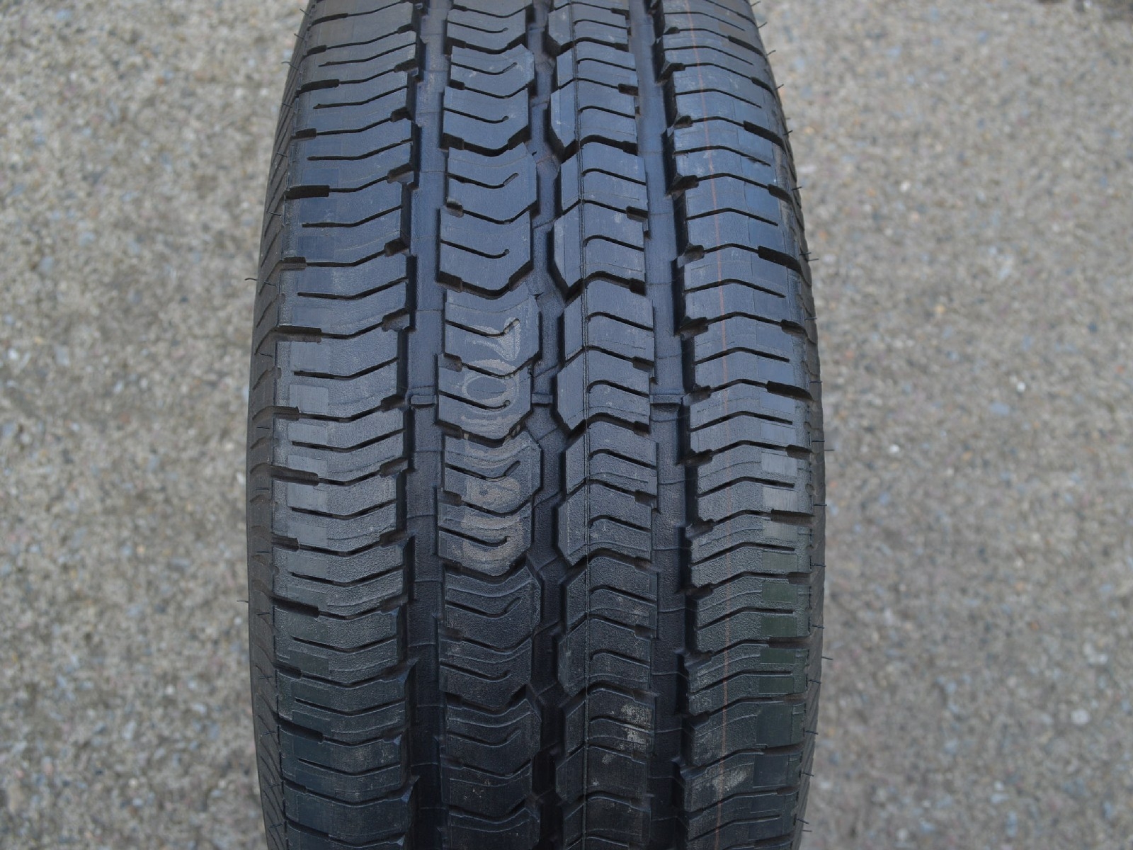 245/45/16 109S Goodyear Wrangler ST, celoroční