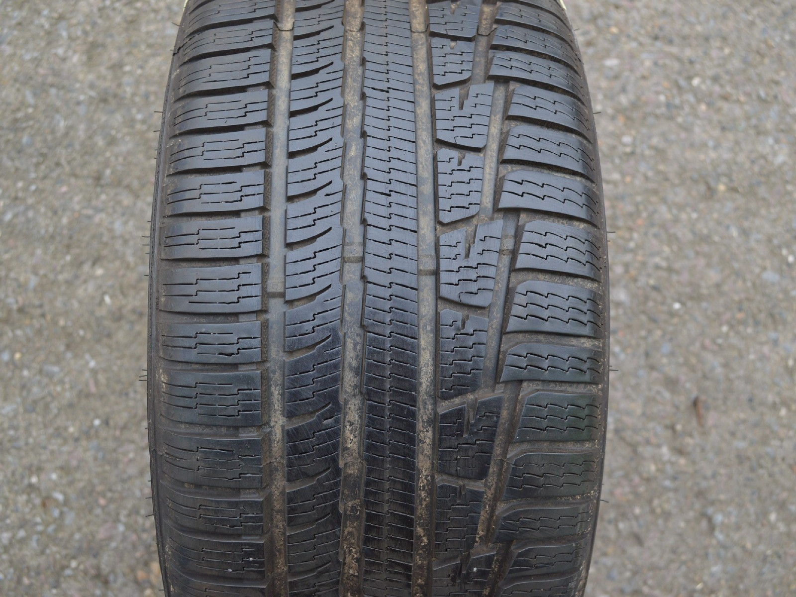 235/40/18 95V XL Nokian WR A3, použitá zimní sada