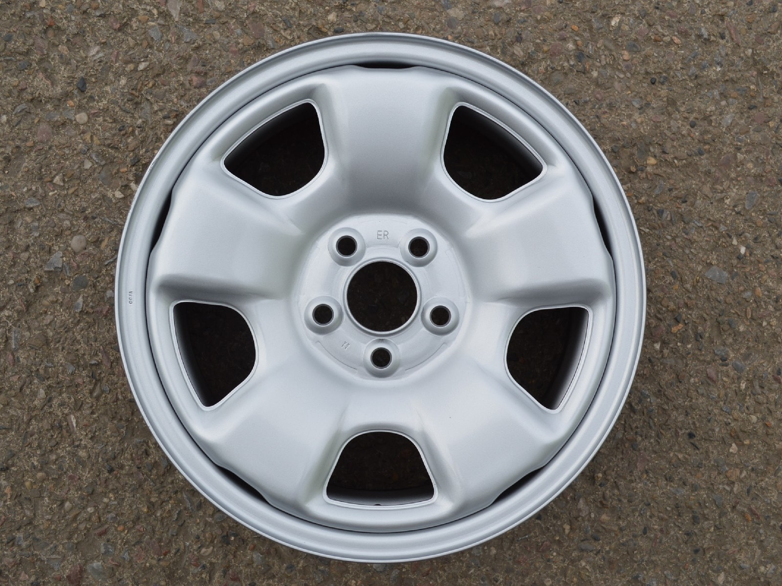 plechové disky Subaru 15