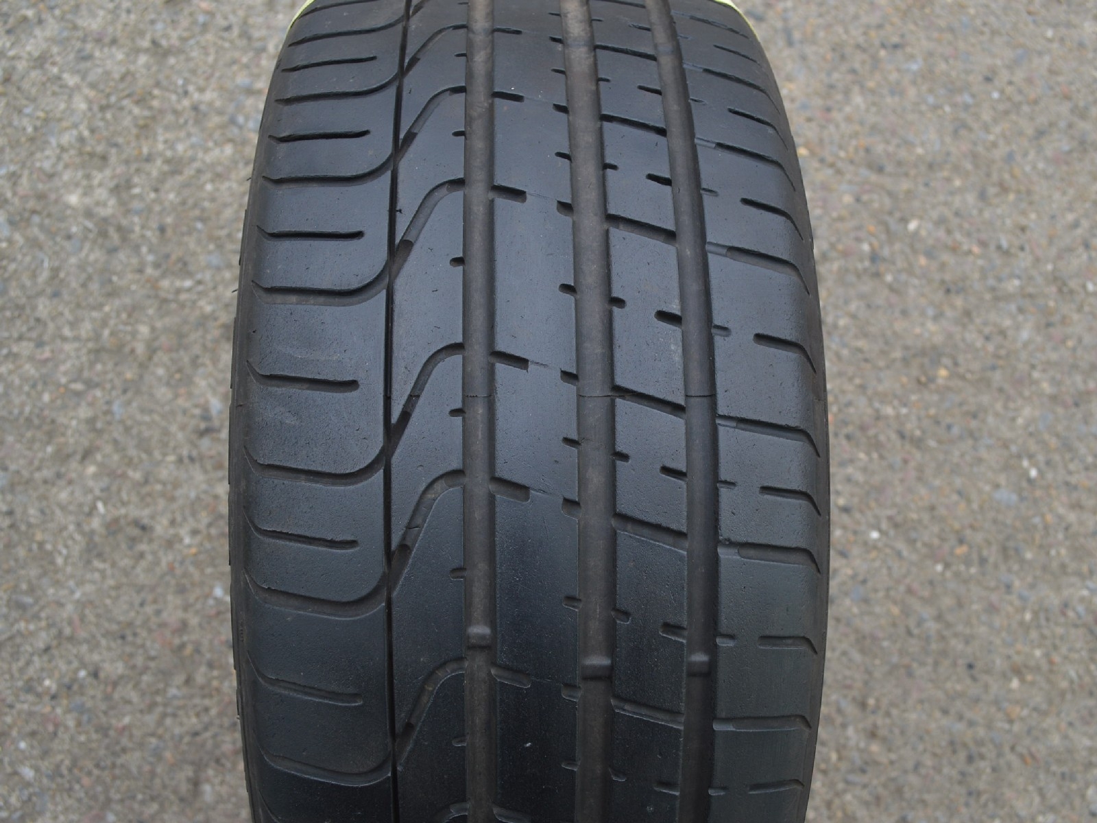 235/40/18 95Y XL Pirelli PZero, použitý letní kus