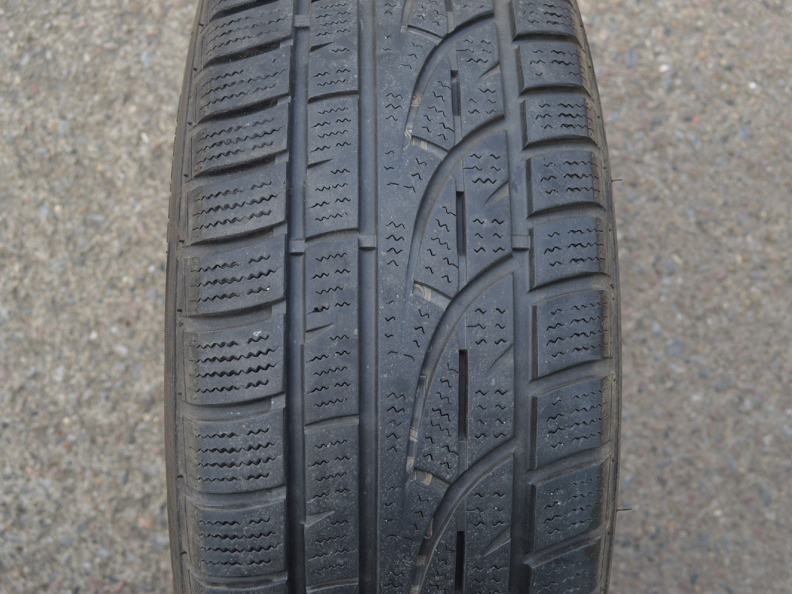 215/65/16 98H Hankook  W310 Winter i*cept evo, použitý zimní pár