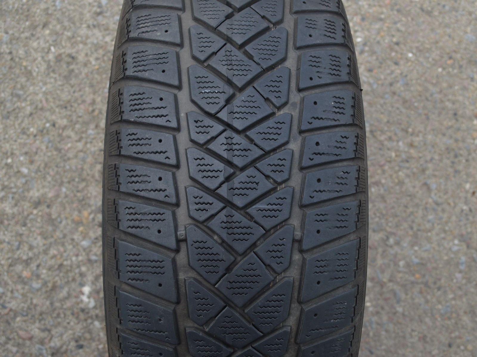 215/60/17C  104/102H  Dunlop SP LT60-6, použitá zimní sada