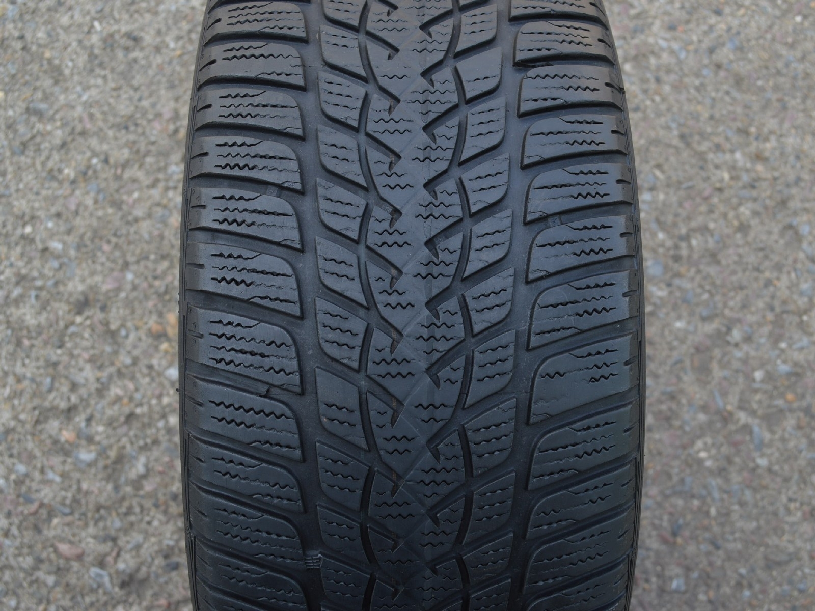 235/45/17 97V XL Goodyear UltraGrip 2, použitý zimní kus