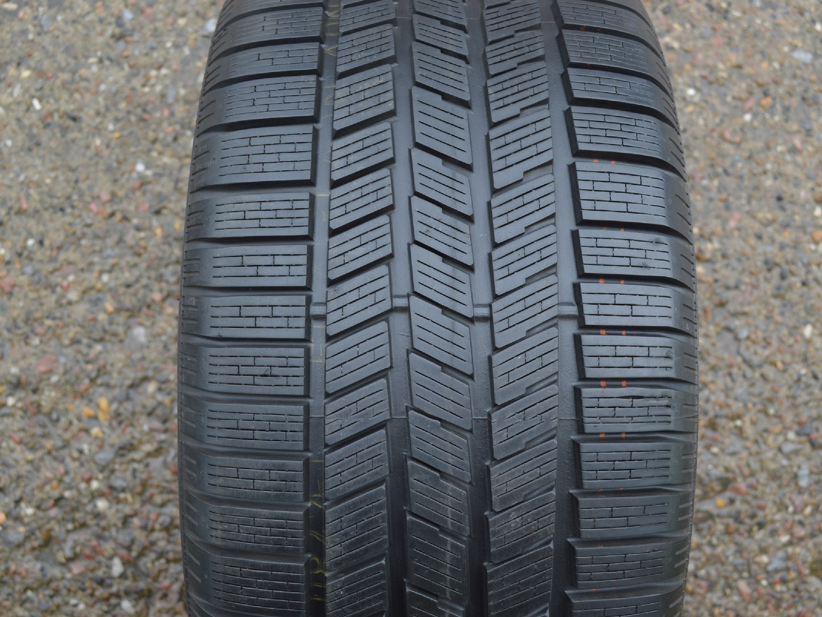 255/40/17 98V XL Pirelli Winter 240 Snowsport, použitý zimní pár