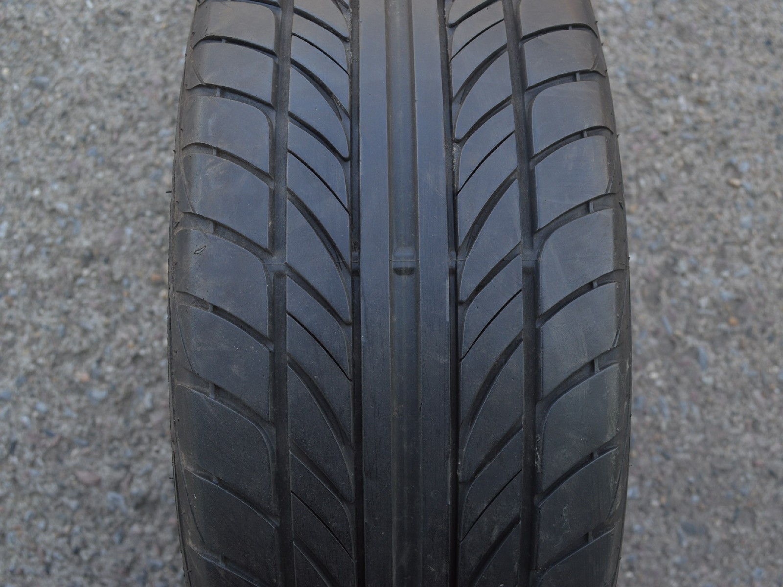 225/55/16  95V  Falken Ziex ZE512, použitý letní kus