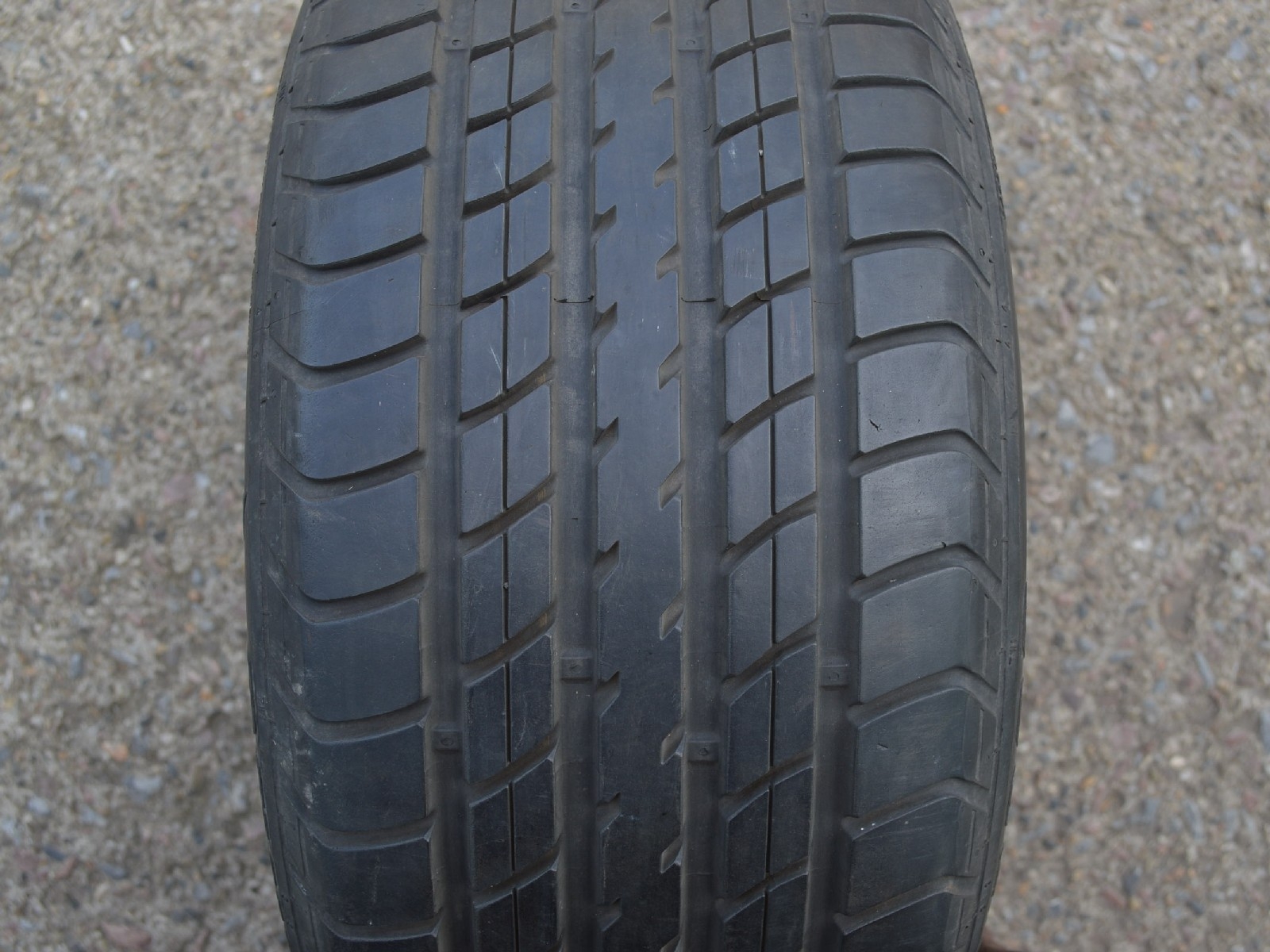 225/40/14  82V  Dunlop SP Sport 2000, použitý letní kus