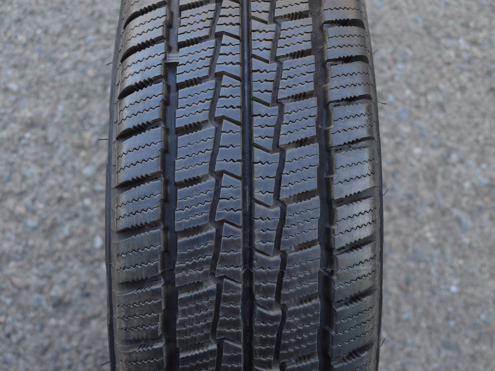 185/75/16C 104/102R Hankook RW06 Winter, použitý zimní pár